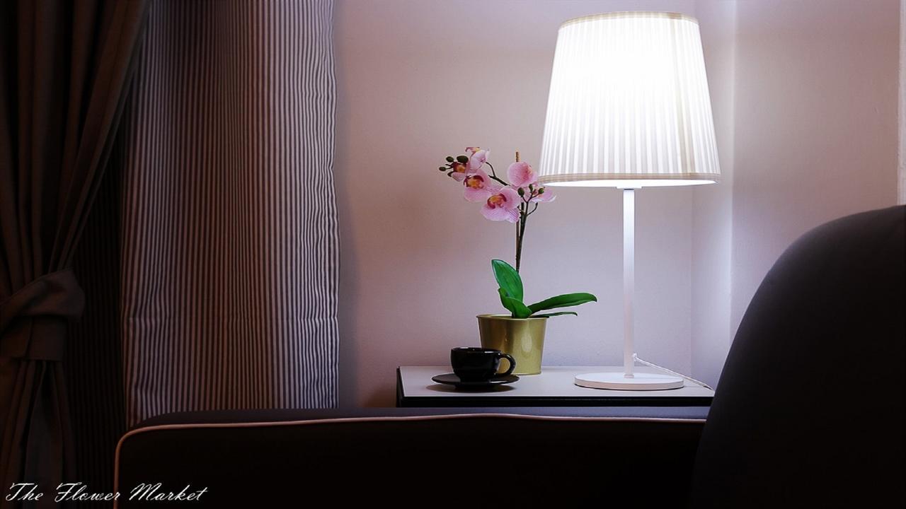The Flower Market Apartment Roma Rom bilde